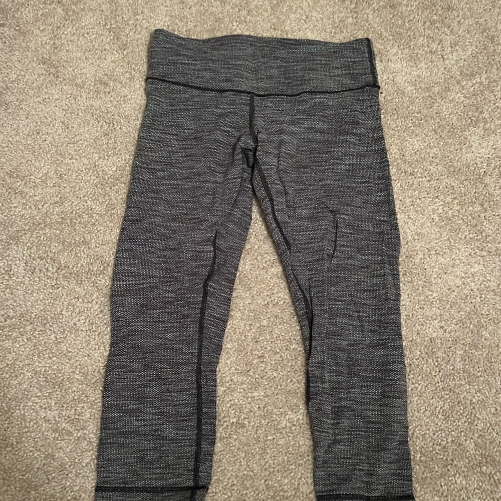 Lululemon capri leggings